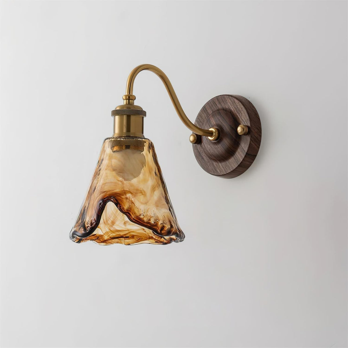Nalia Wandleuchte Bernsteinfarbenes Glas Walnuss Gold Vintage