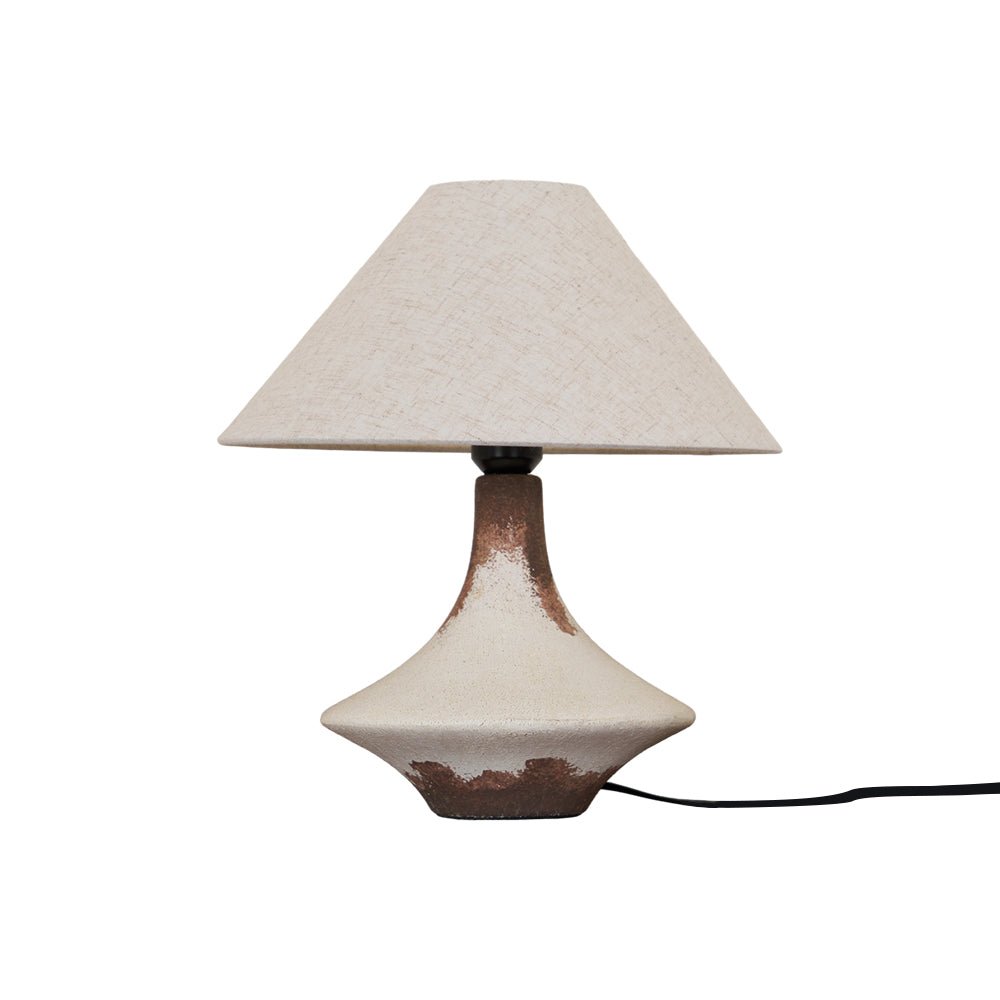 Navoer Tischleuchte aus Stoff in künstlerischem Design, Beige