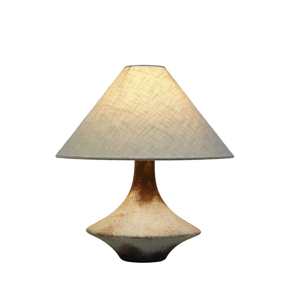 Navoer Tischleuchte aus Stoff in künstlerischem Design, Beige