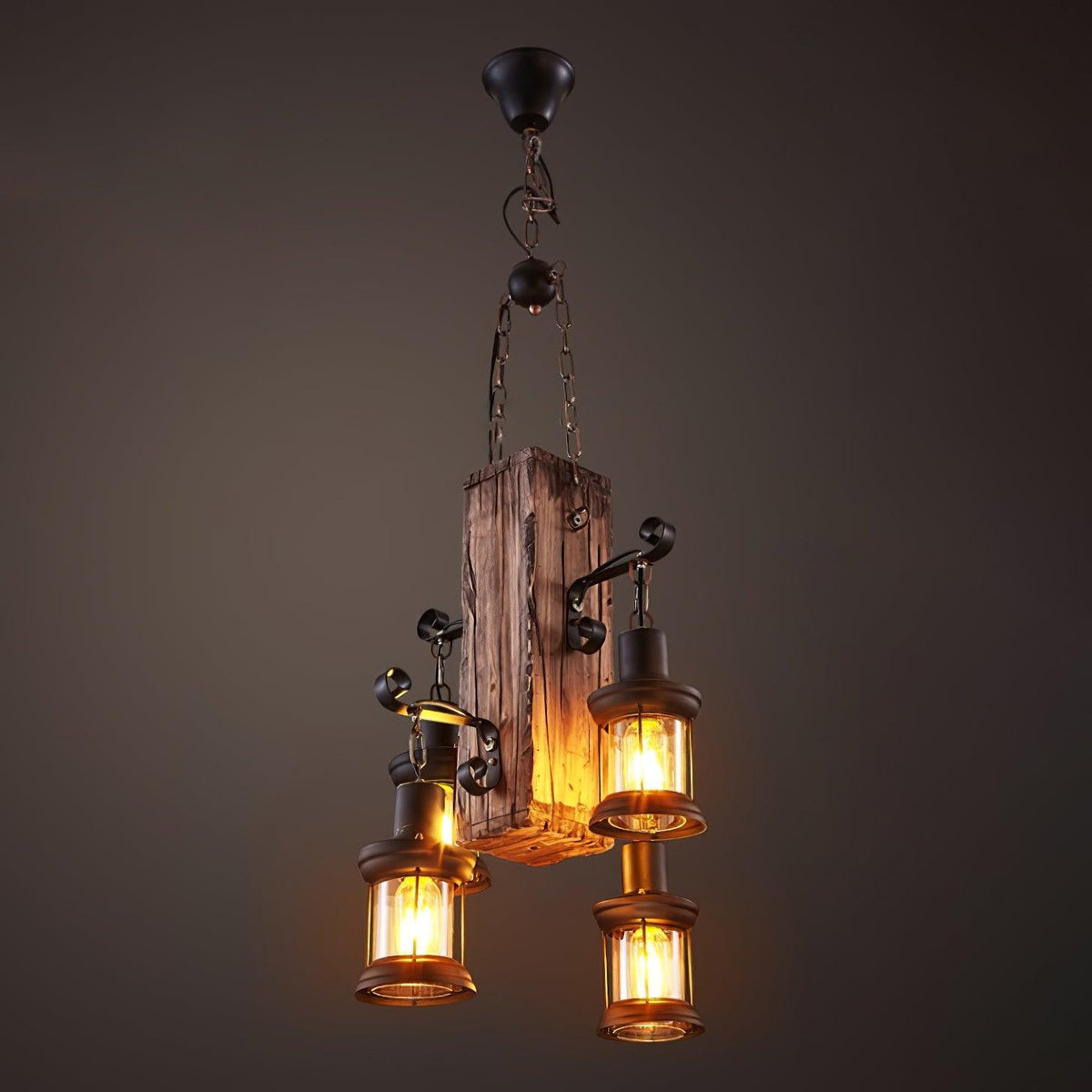 Aurzorir Kronleuchter aus Vintage-Holz