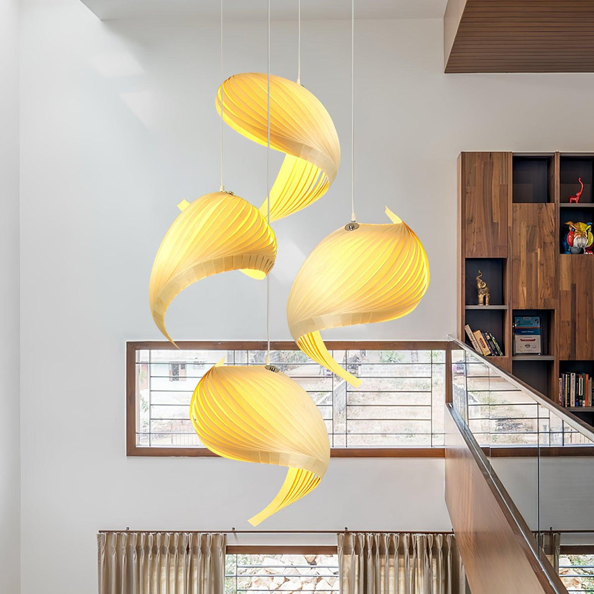 Loe zeitgenössische Luxus-Pendelleuchte aus Holz in Schalenform