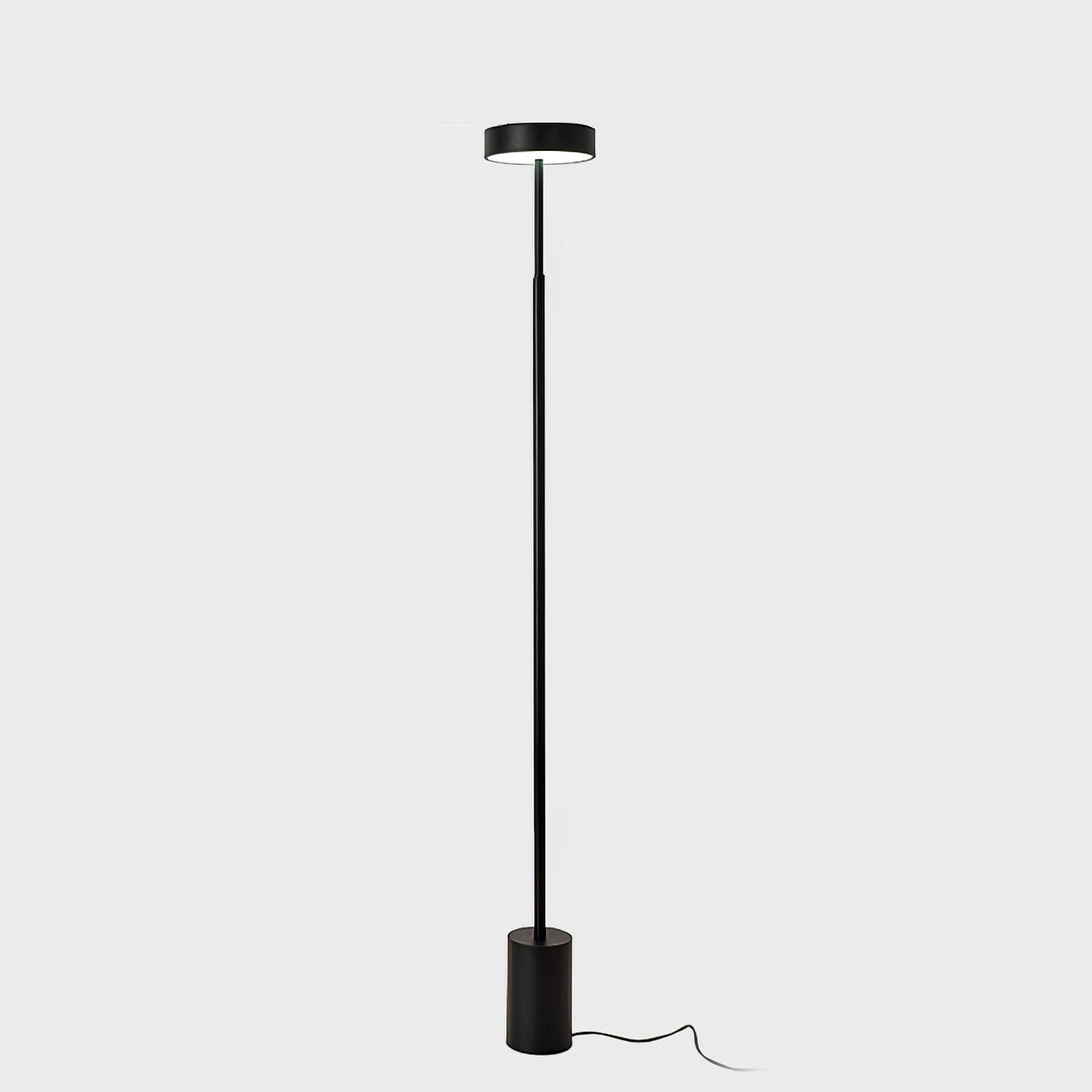 Circa zeitgenössische minimalistische Stehleuchte mit drehbarem Kopf