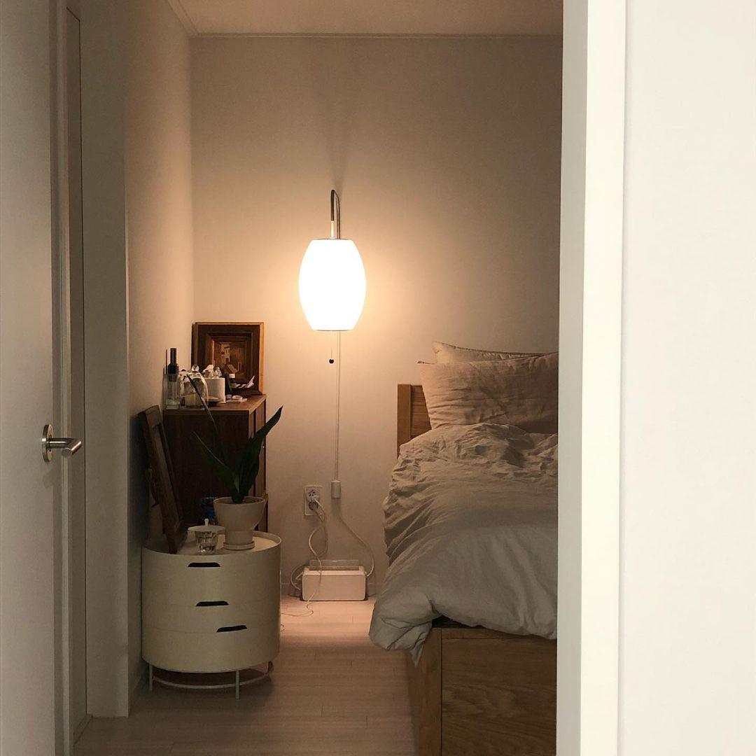 Evphael Premium nordische Kunst-Wandleuchte mit Kugel in Kieselsteinform