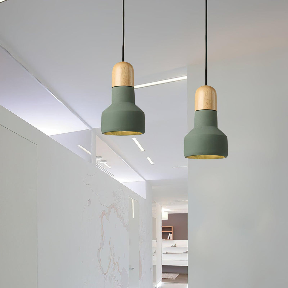 Trio Rustic Pendelleuchte aus Holz in Hellgrau