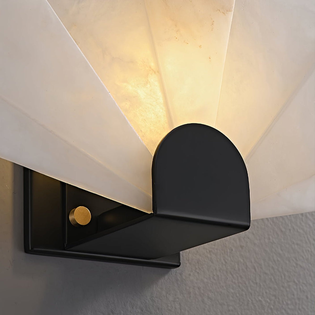 Nivelella Minimalistische Wandleuchte aus Alabaster