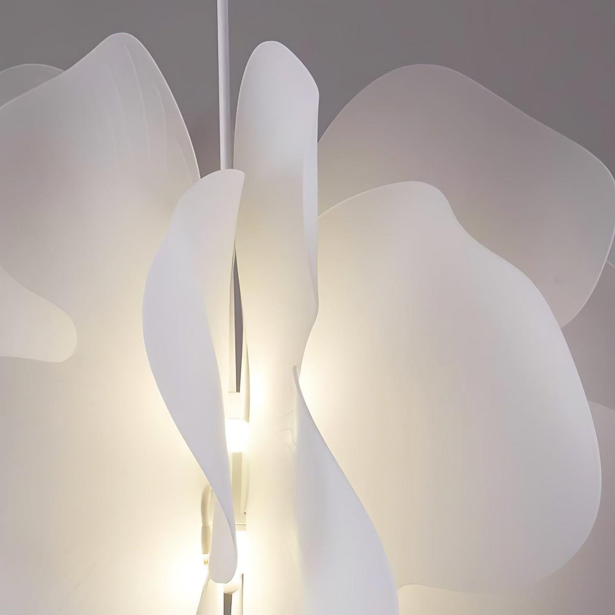 Orelisiella Pendelleuchte Kunststoff Blumendesign