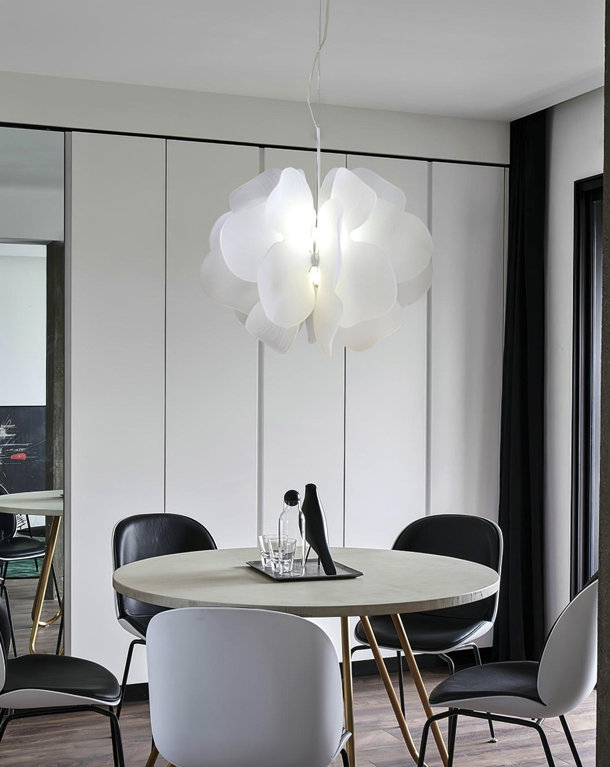 Orelisiella Pendelleuchte Kunststoff Blumendesign