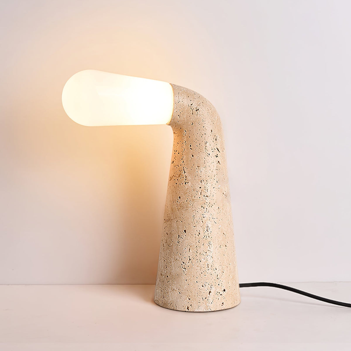 Noreette Travertine Tischleuchte