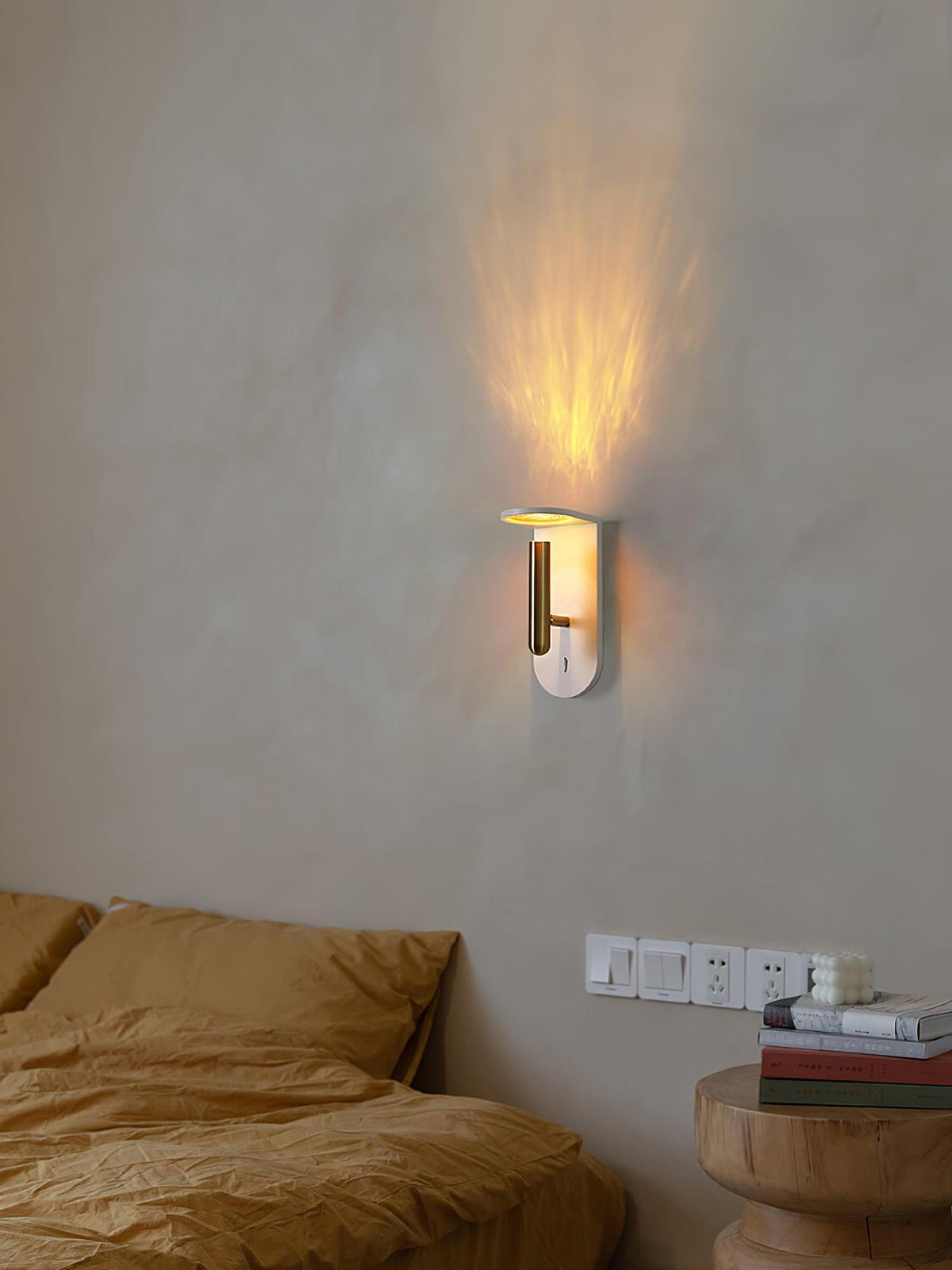 Caloaria Wandleuchte LED mit Ein-/Aus-Schalter verstellbar