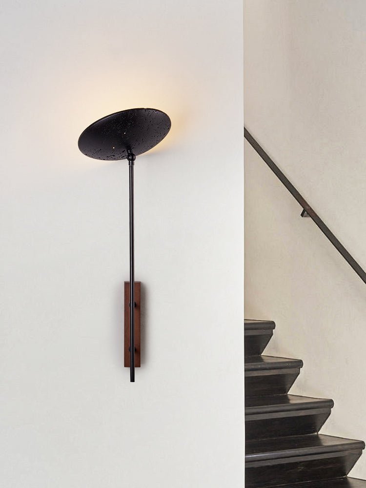 Fawn Sonnenblume moderne schwarze Travertin-Wandleuchte