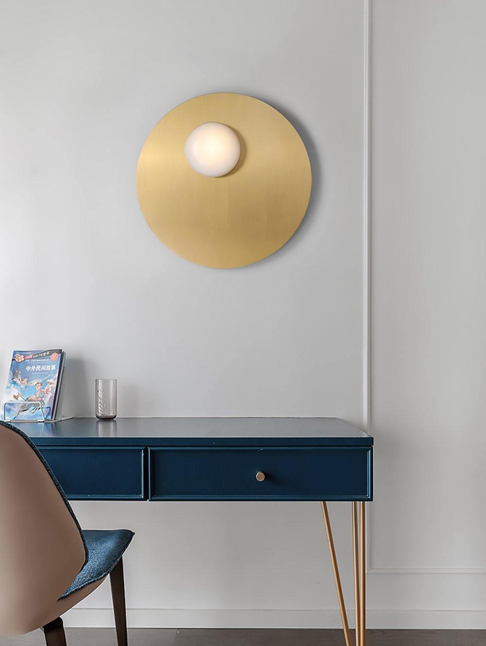 Ivsolion zeitgenössische minimalistische Wandleuchte aus Glas mit schräger Ausrichtung