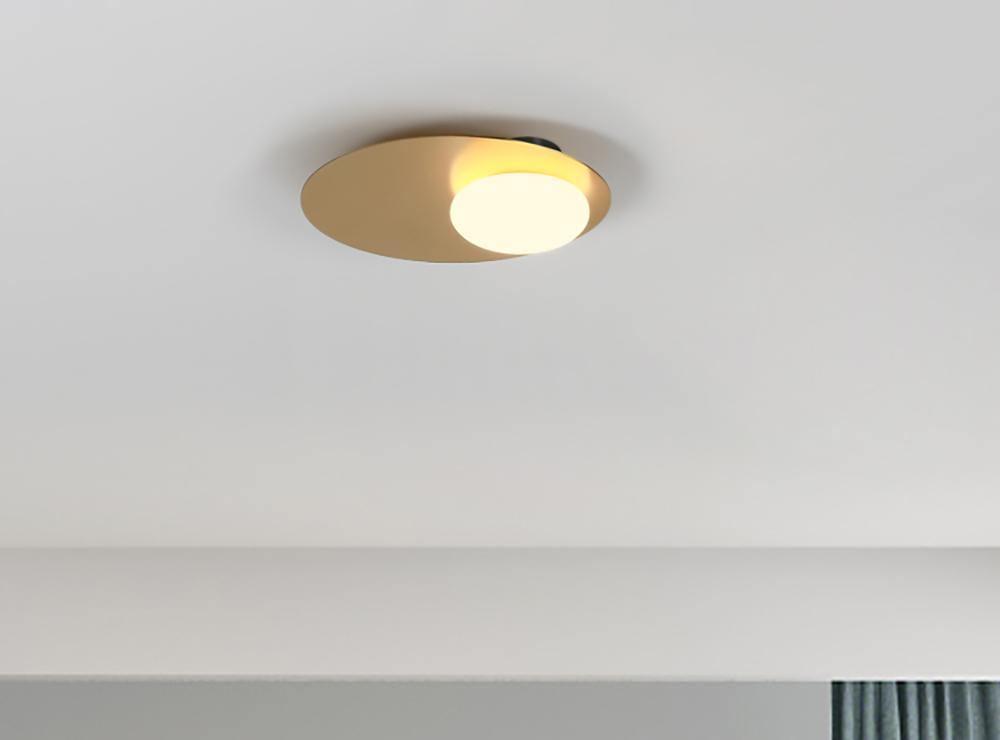 Ivsolion zeitgenössische minimalistische Wandleuchte aus Glas mit schräger Ausrichtung