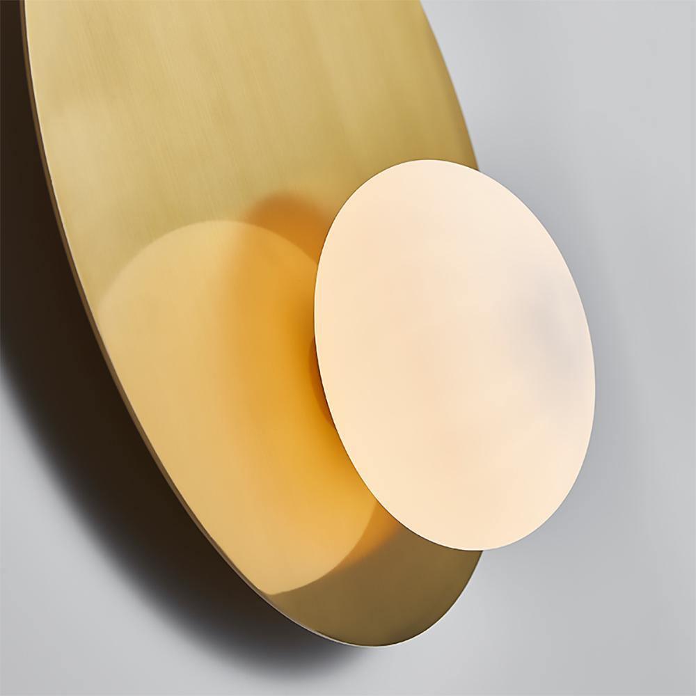 Ivsolion zeitgenössische minimalistische Wandleuchte aus Glas mit schräger Ausrichtung