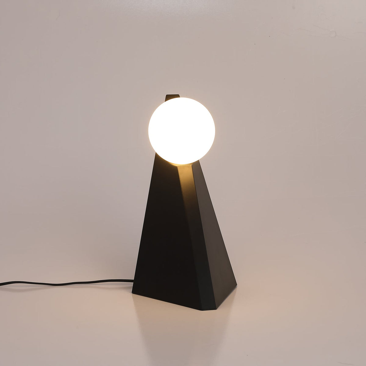 Nixie Geometrische Glas-Tischleuchte