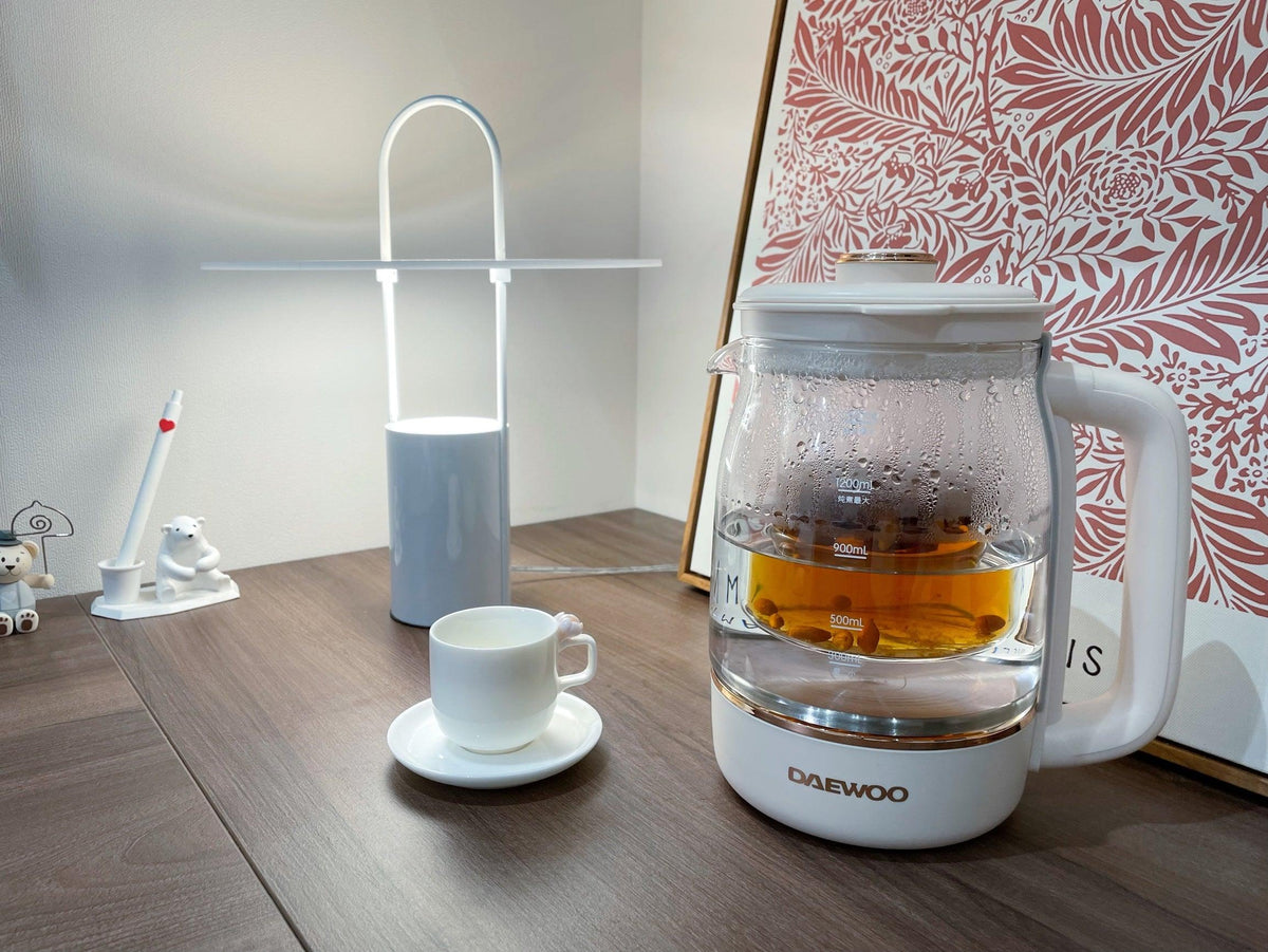 Hattie moderne Tischlampe