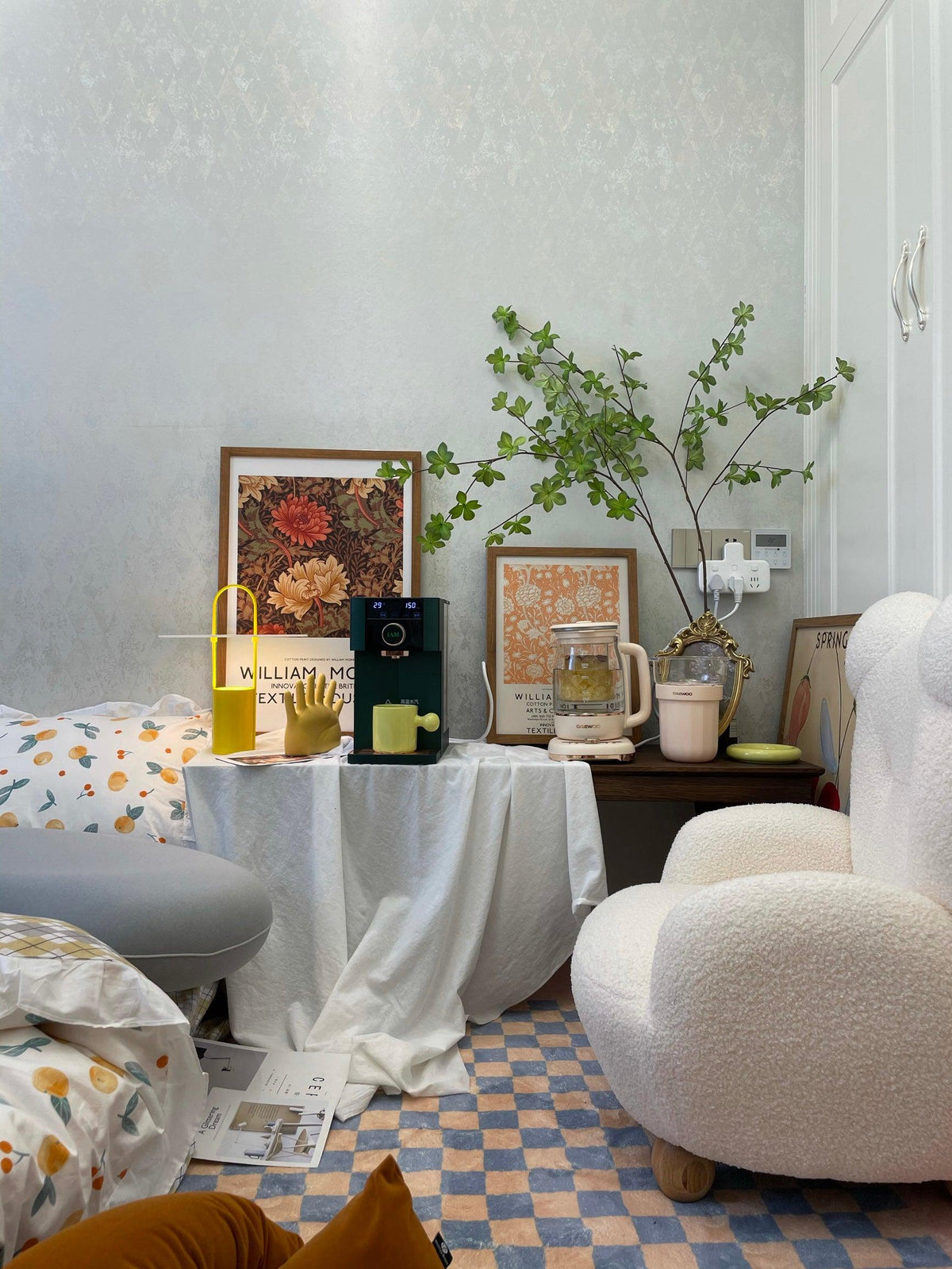 Hattie moderne Tischlampe