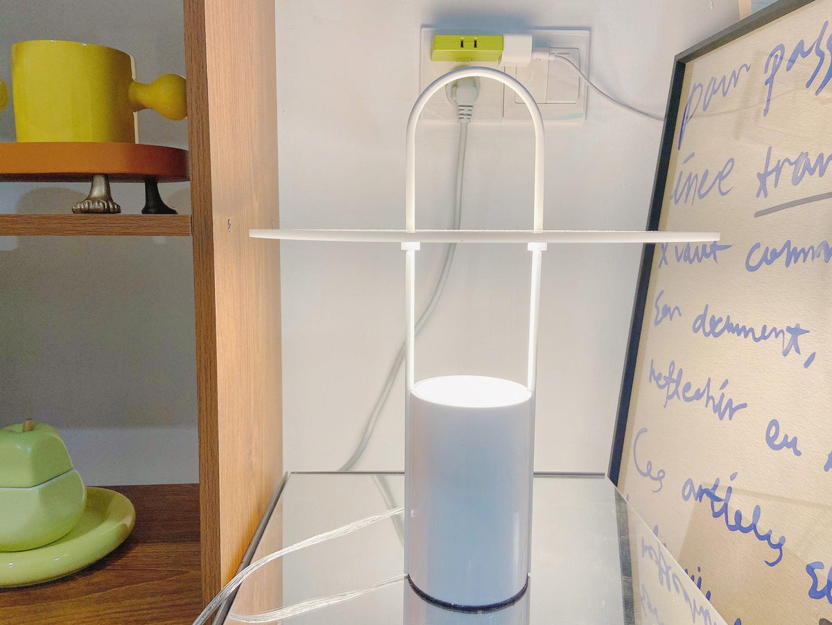 Hattie moderne Tischlampe