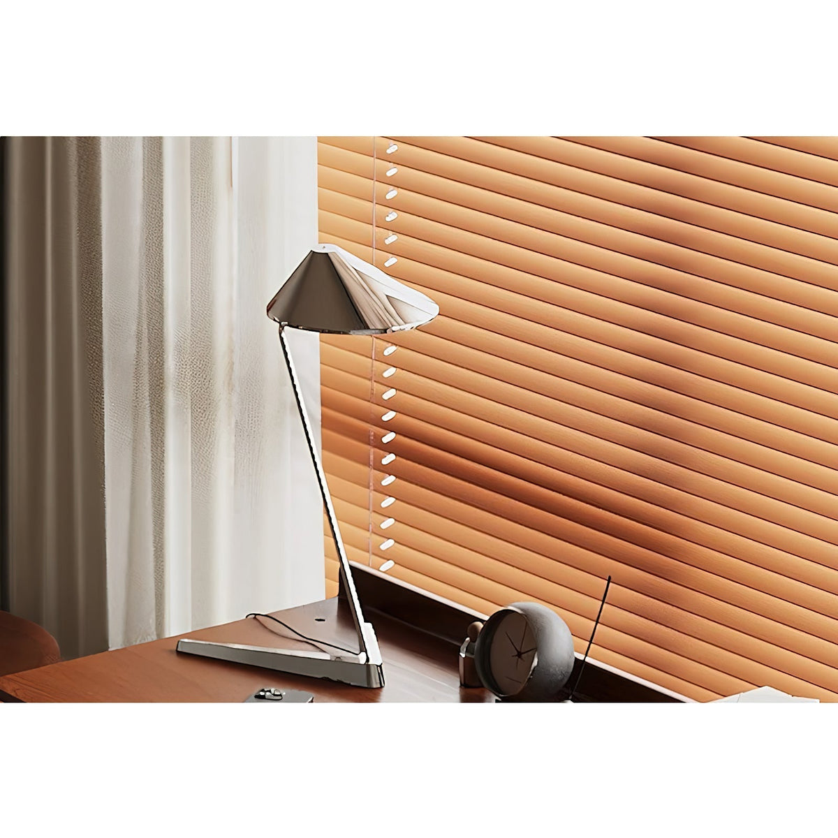 Sable Tischlampe