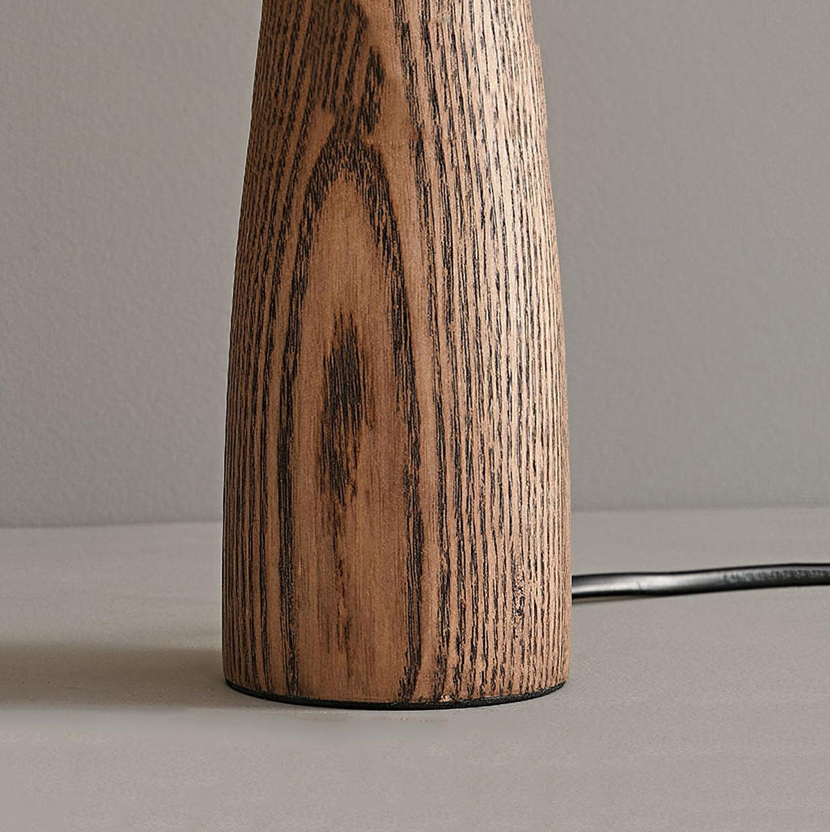 Soma Tischlampe Nora aus Holz