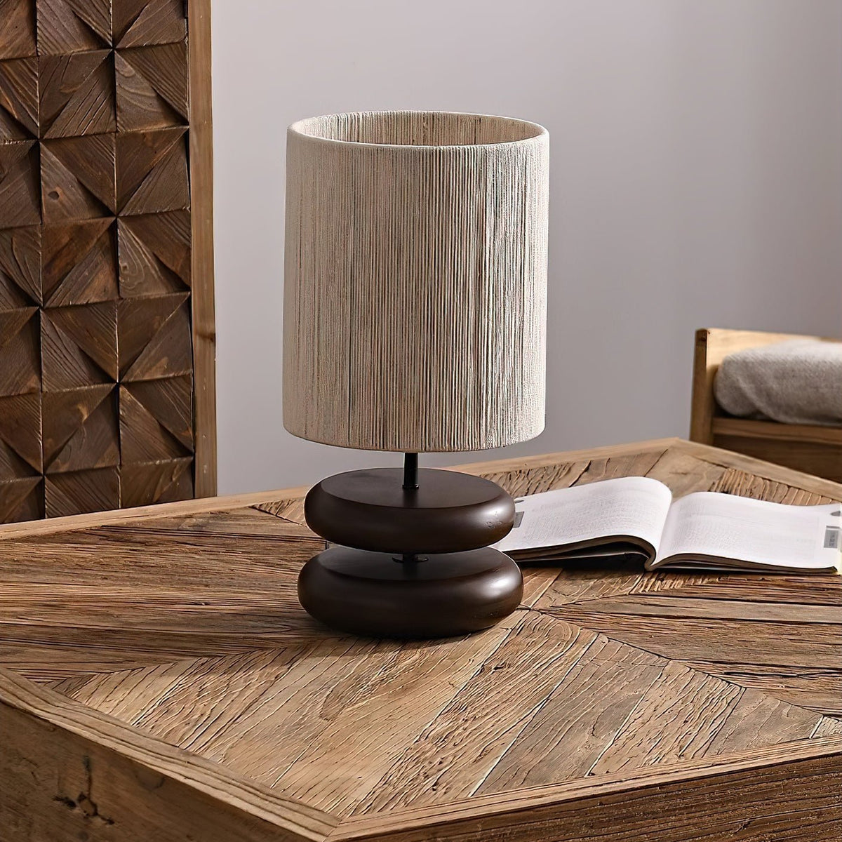 Morgan Minimalistische Tischleuchte aus Holz