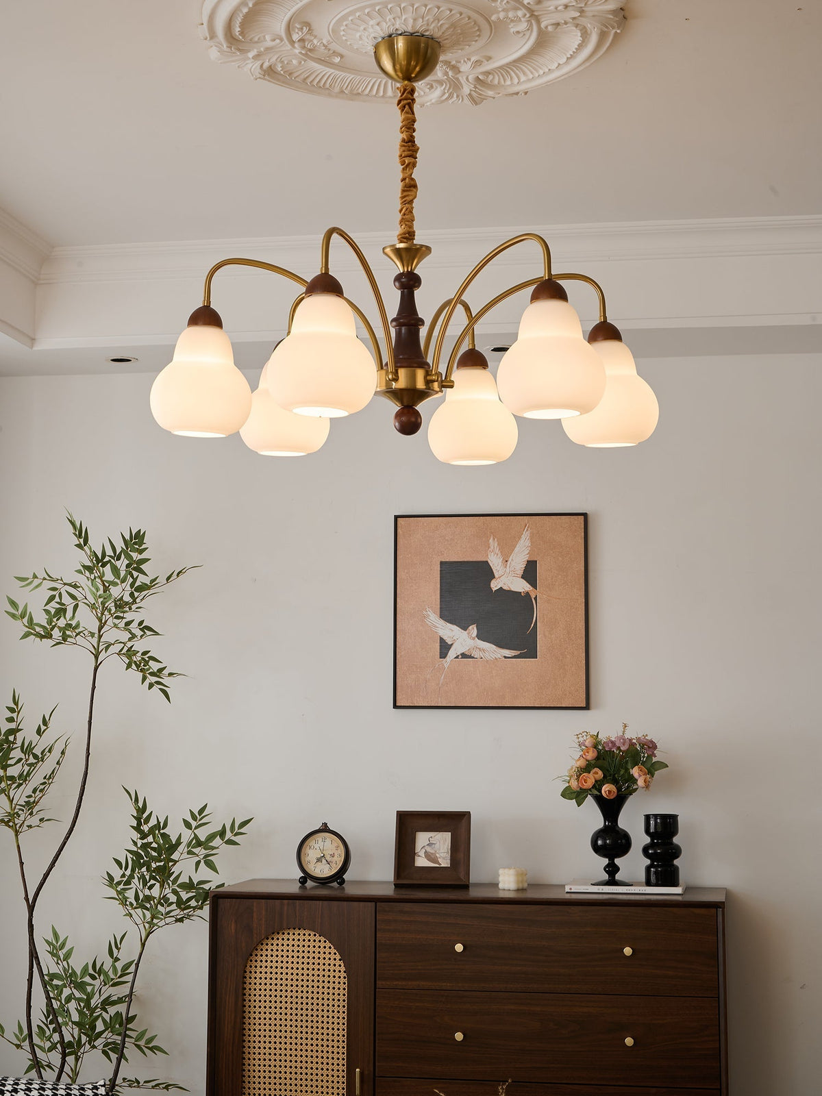 Novelle Kronleuchter Traditionelle Eleganz Vintage Holz