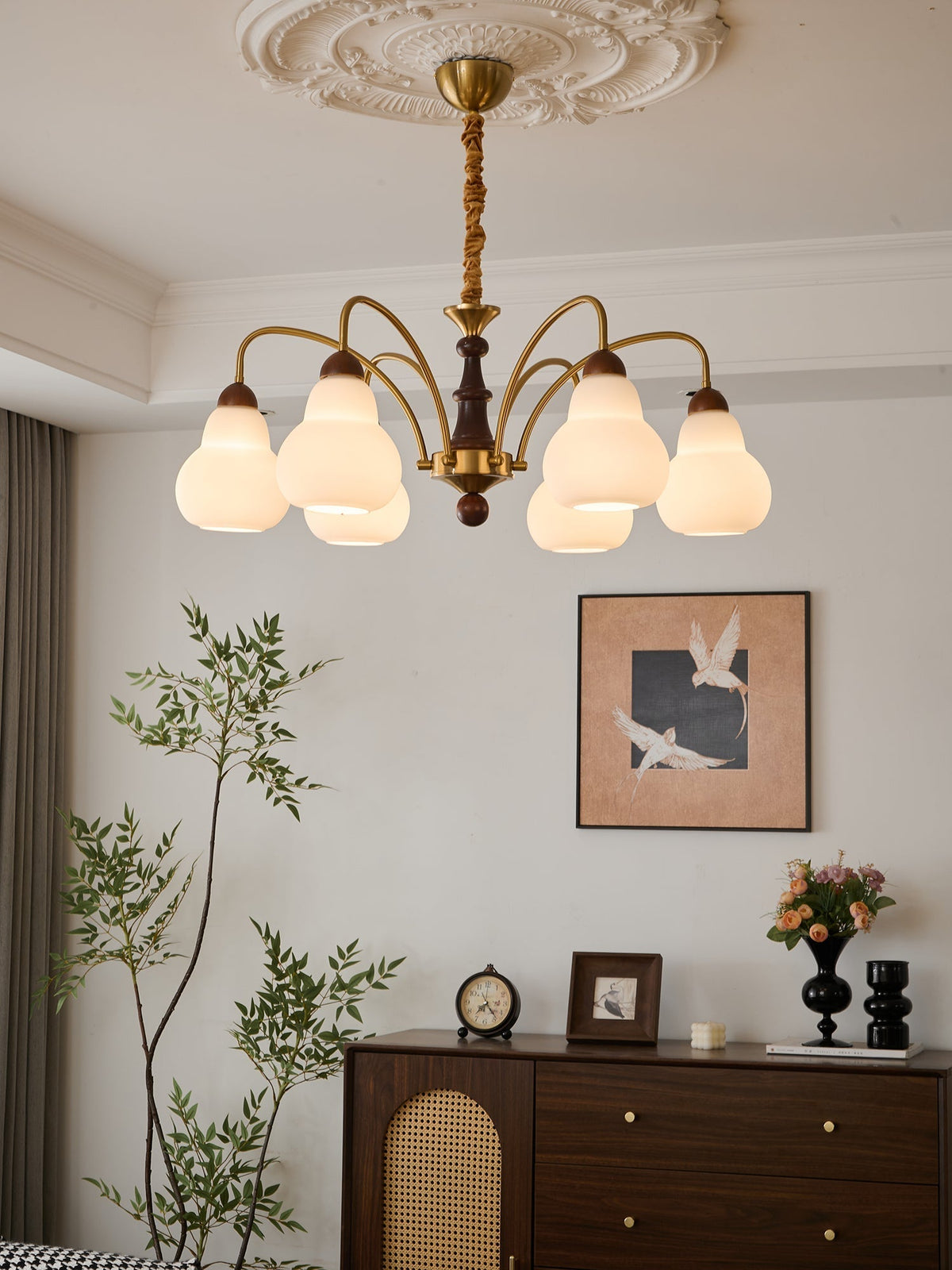 Novelle Kronleuchter Traditionelle Eleganz Vintage Holz