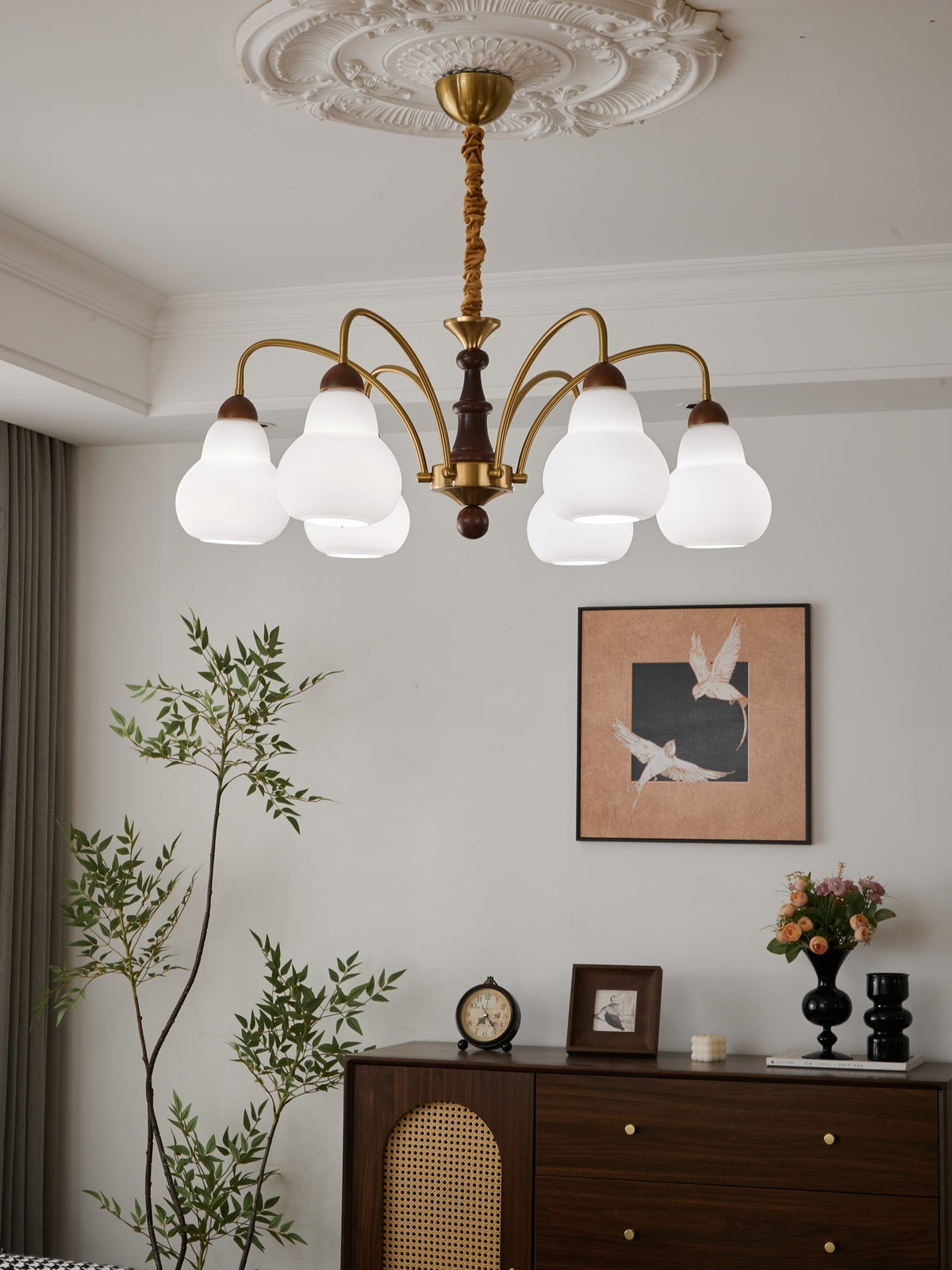 Novelle Kronleuchter Traditionelle Eleganz Vintage Holz