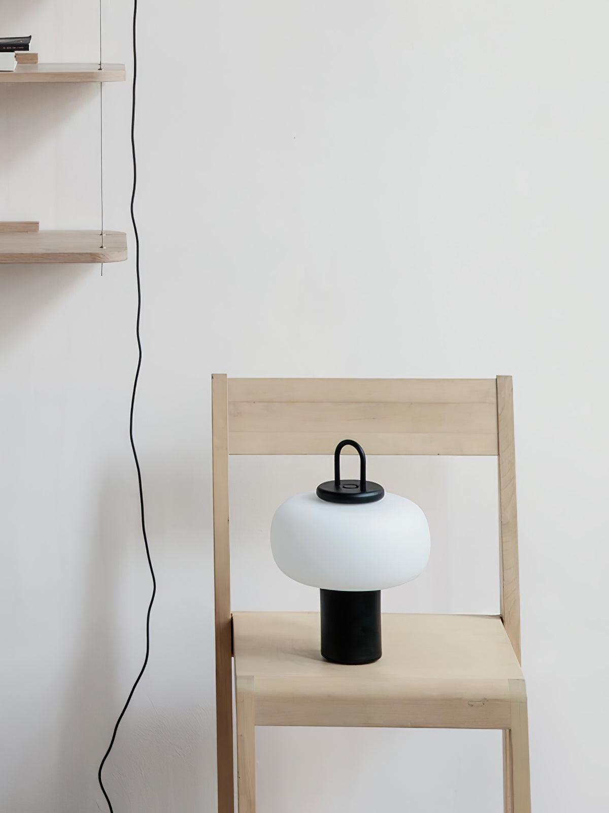 Reveny Minimalistische Tischleuchte
