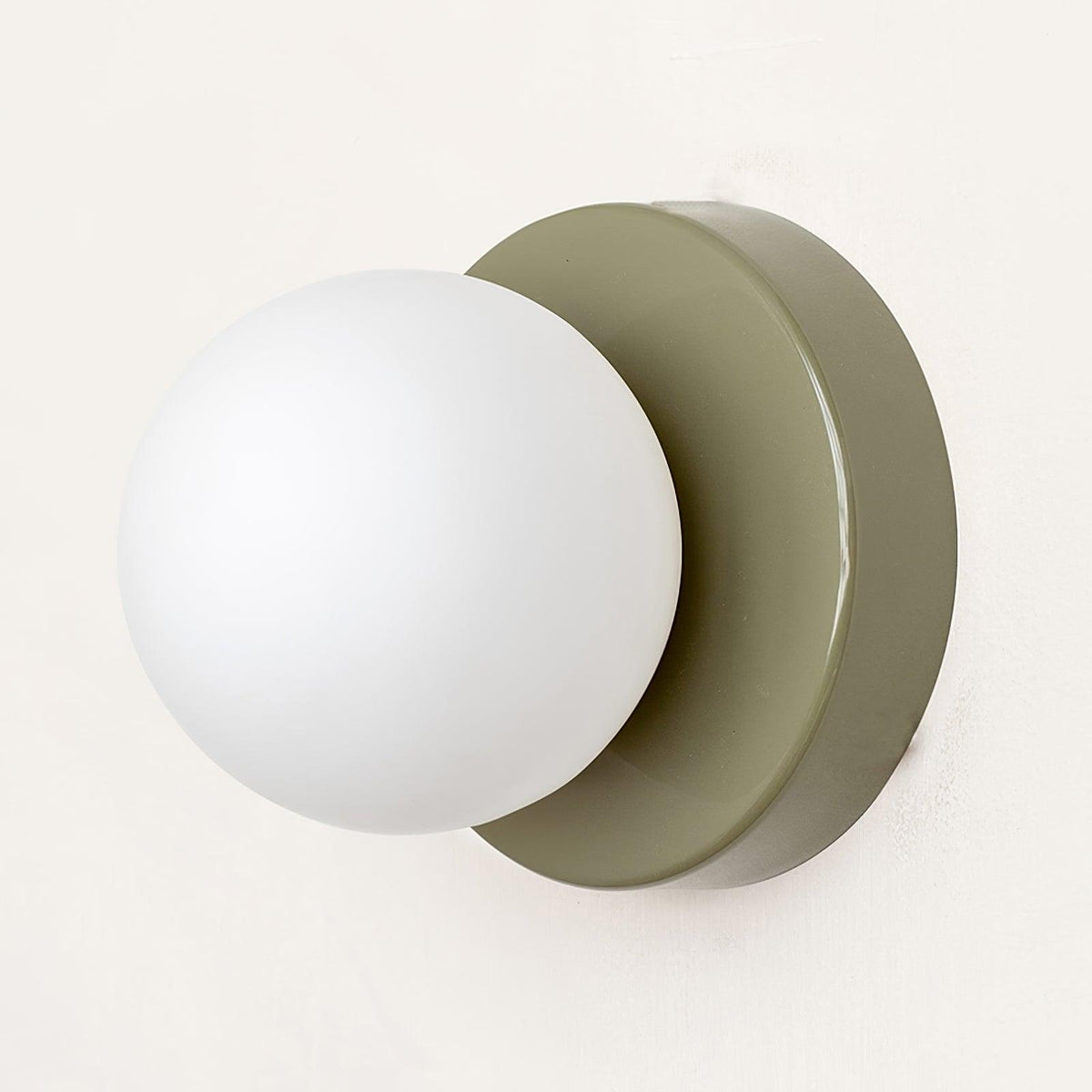 Celarella zeitgenössische minimalistische Wandleuchte aus Glas