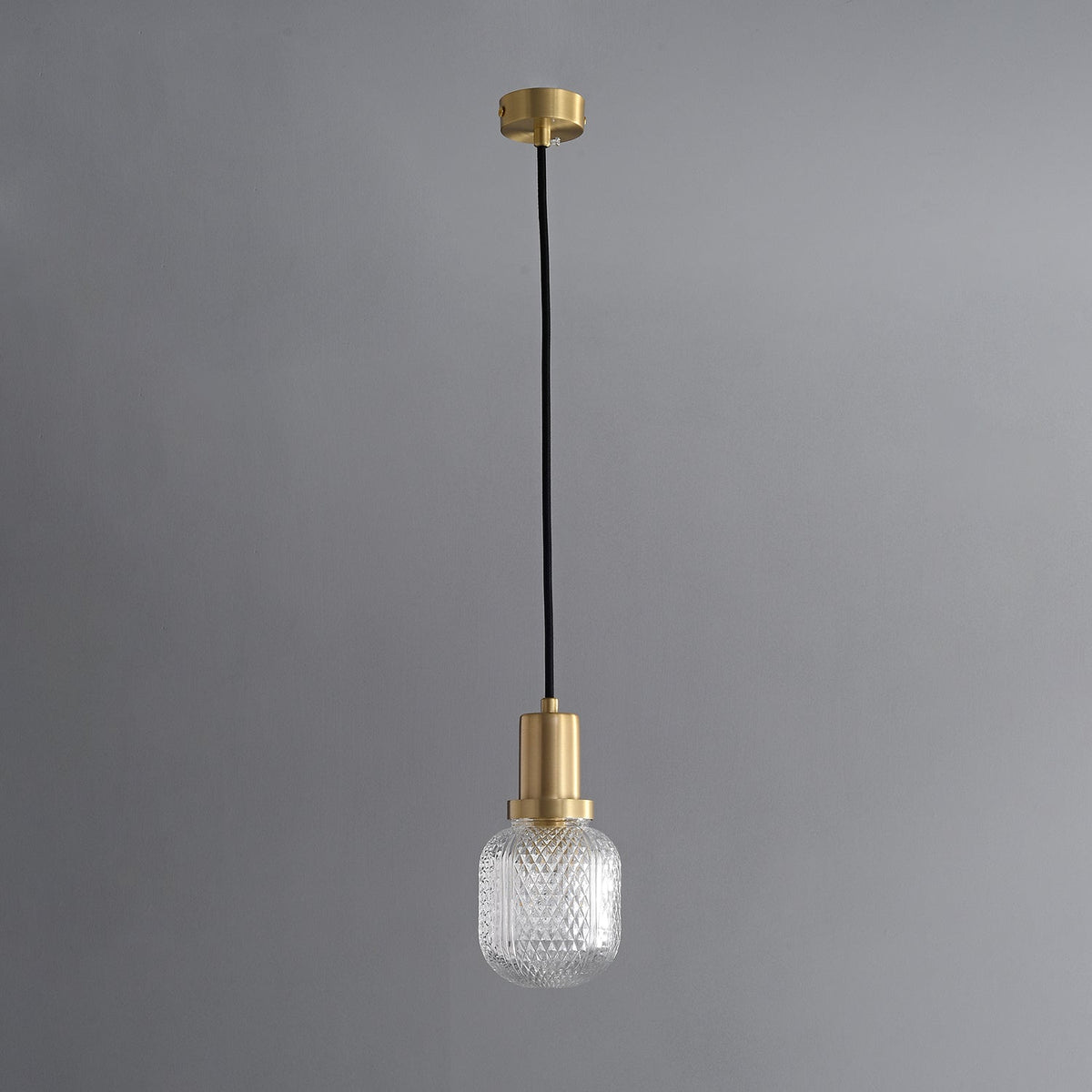 Cacarir Premium zeitgenössische Kunst-Messing-Glas-Pendelleuchte
