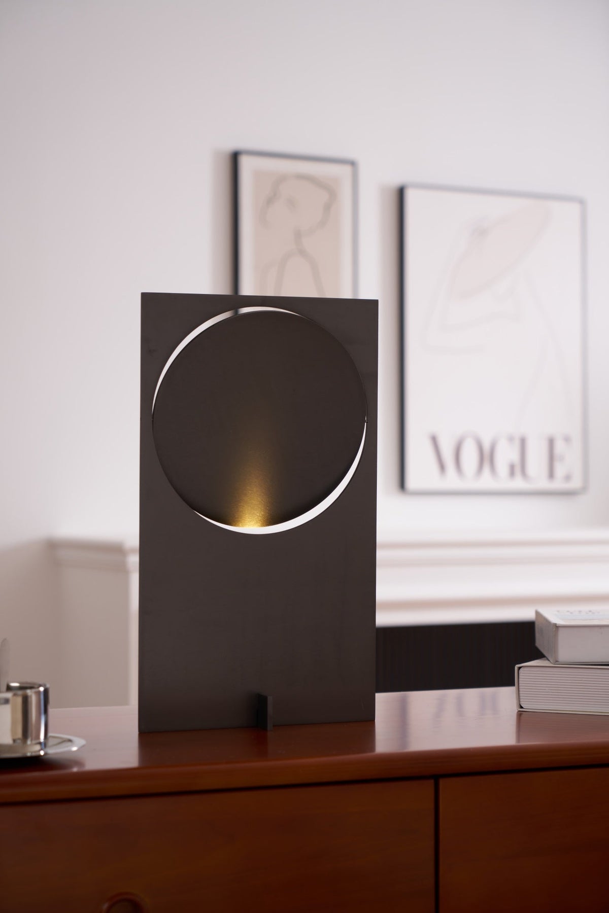 Sixor Steel futuristische Tischleuchte