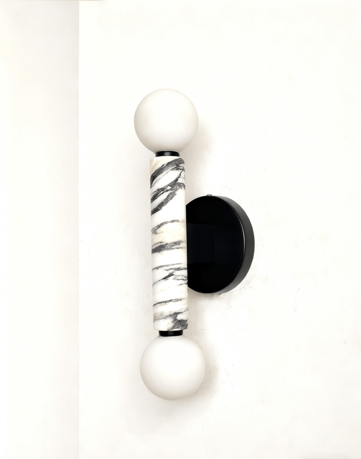 Oreleaine Orb Wandleuchte