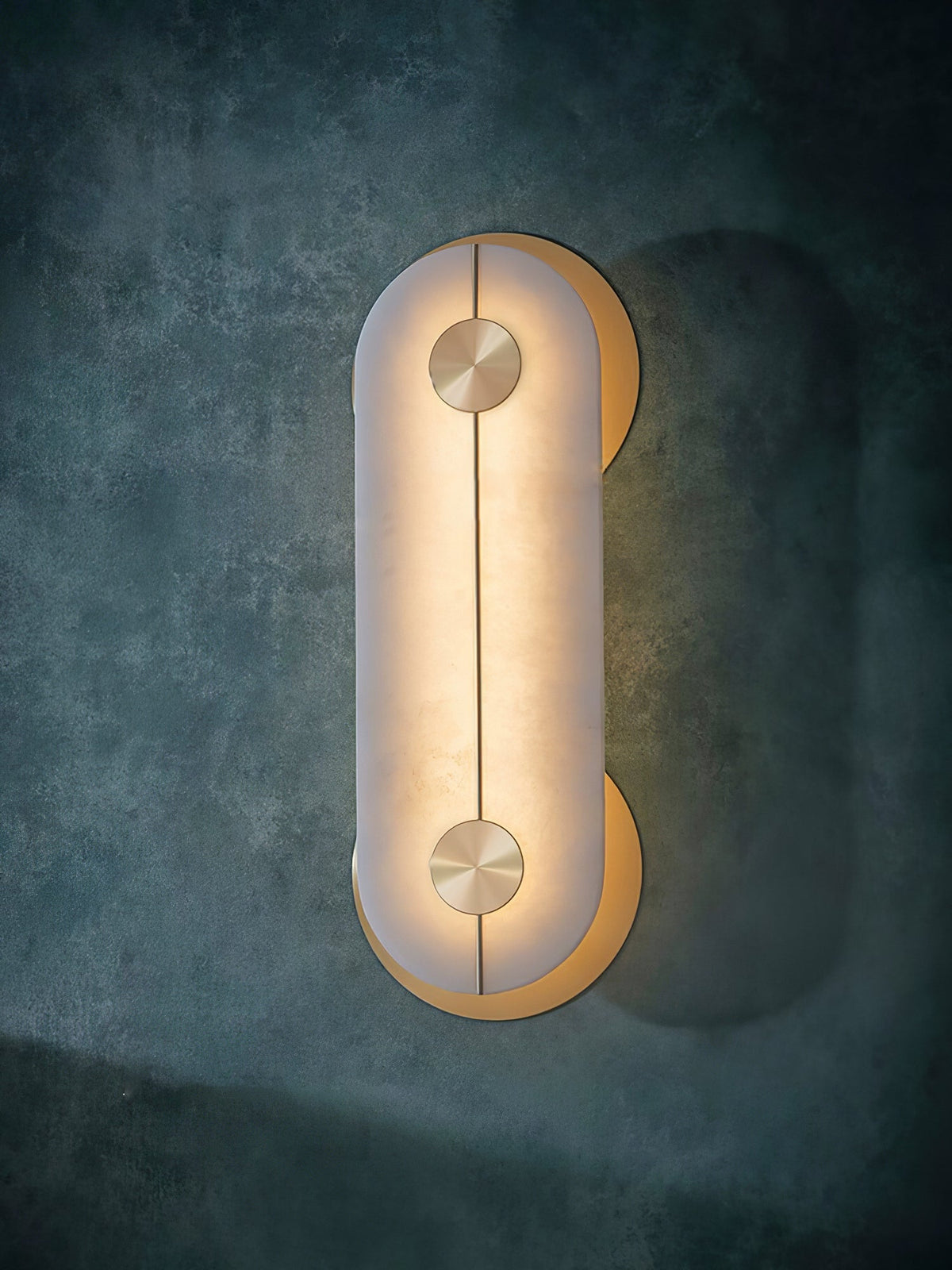 Avenireria Alabaster Wandleuchte