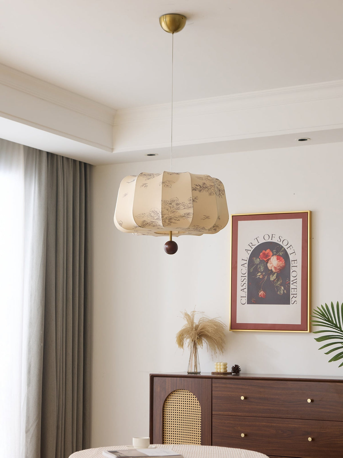 Sylaeria Pendelleuchte aus Holz und Stoff