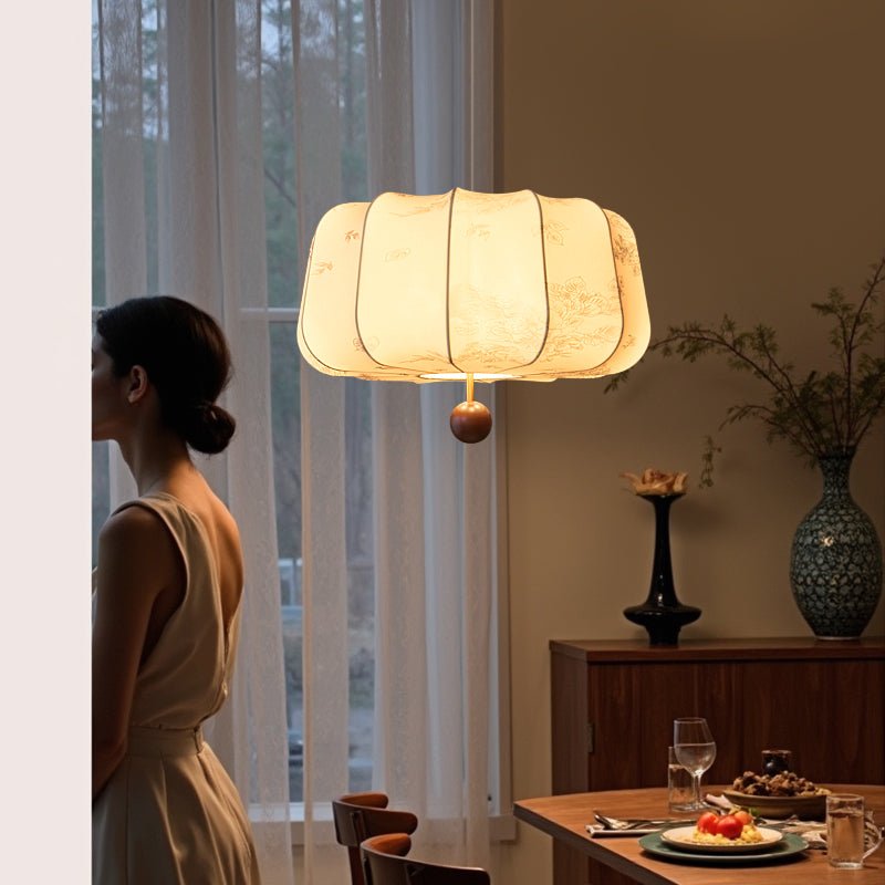 Sylaeria Pendelleuchte aus Holz und Stoff