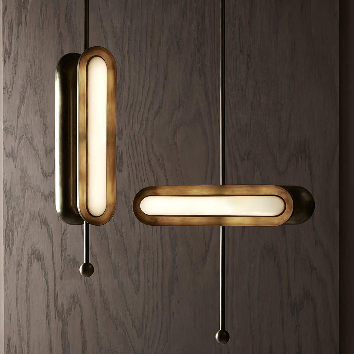 Lyvinaris Geometrische Pendelleuchte aus Messing in linearer Form