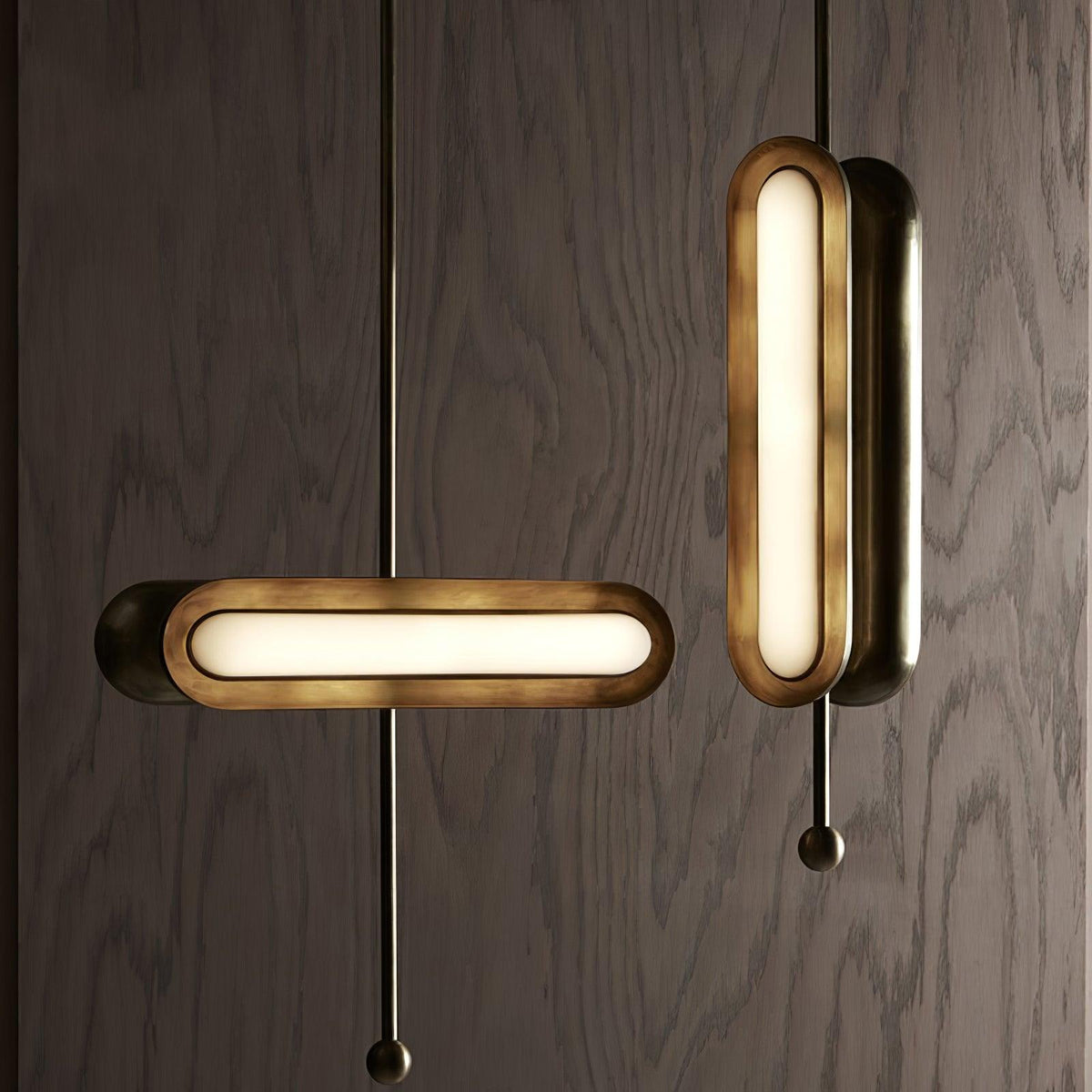 Lyvinaris Geometrische Pendelleuchte aus Messing in linearer Form