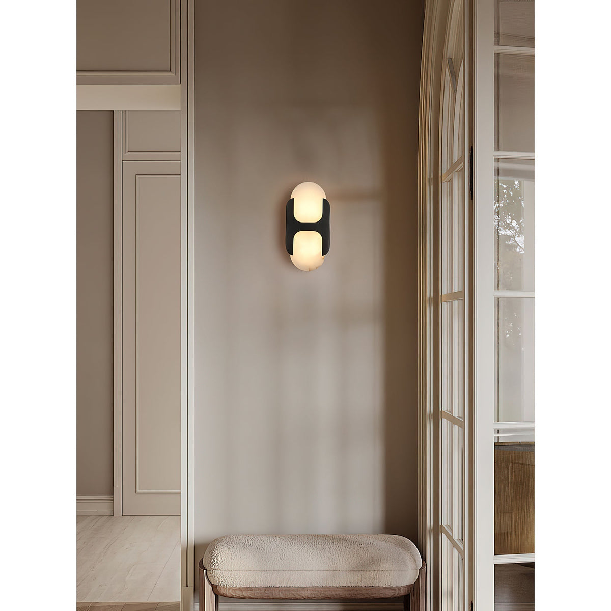 Lylaearis Alabaster-Wandleuchte