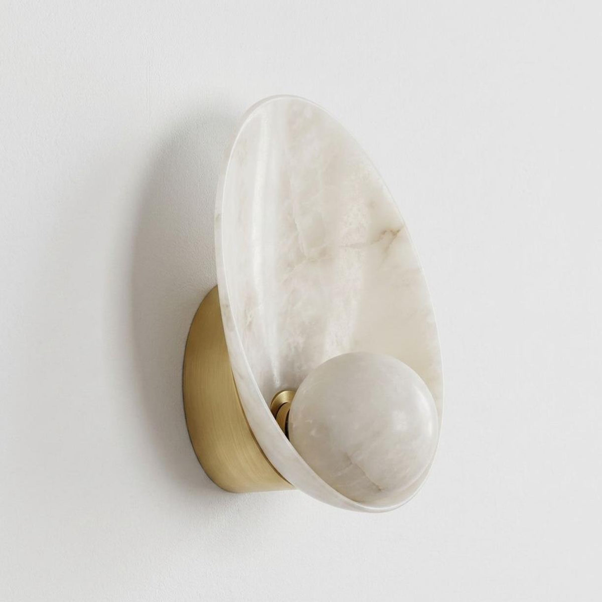 Quillstone Alabaster-Wandleuchte