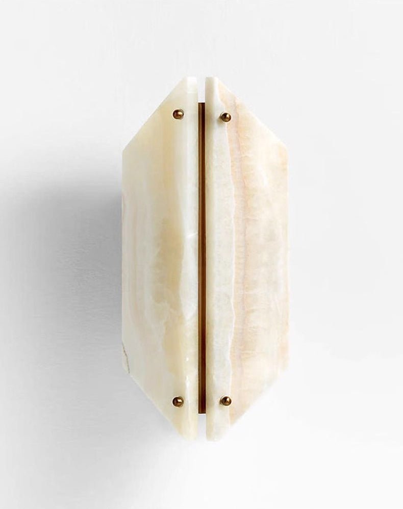 Zynx moderne Wandleuchte aus weißem Alabaster mit Kieselsteinform