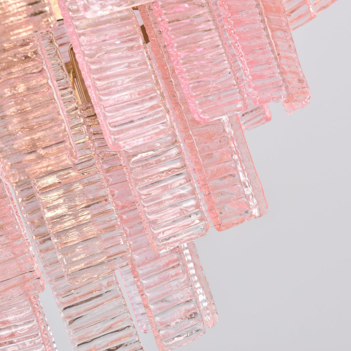 Lioririan Kronleuchter aus rosa Muranoglas mit mehrschichtigen Vintage-Luxus-Design