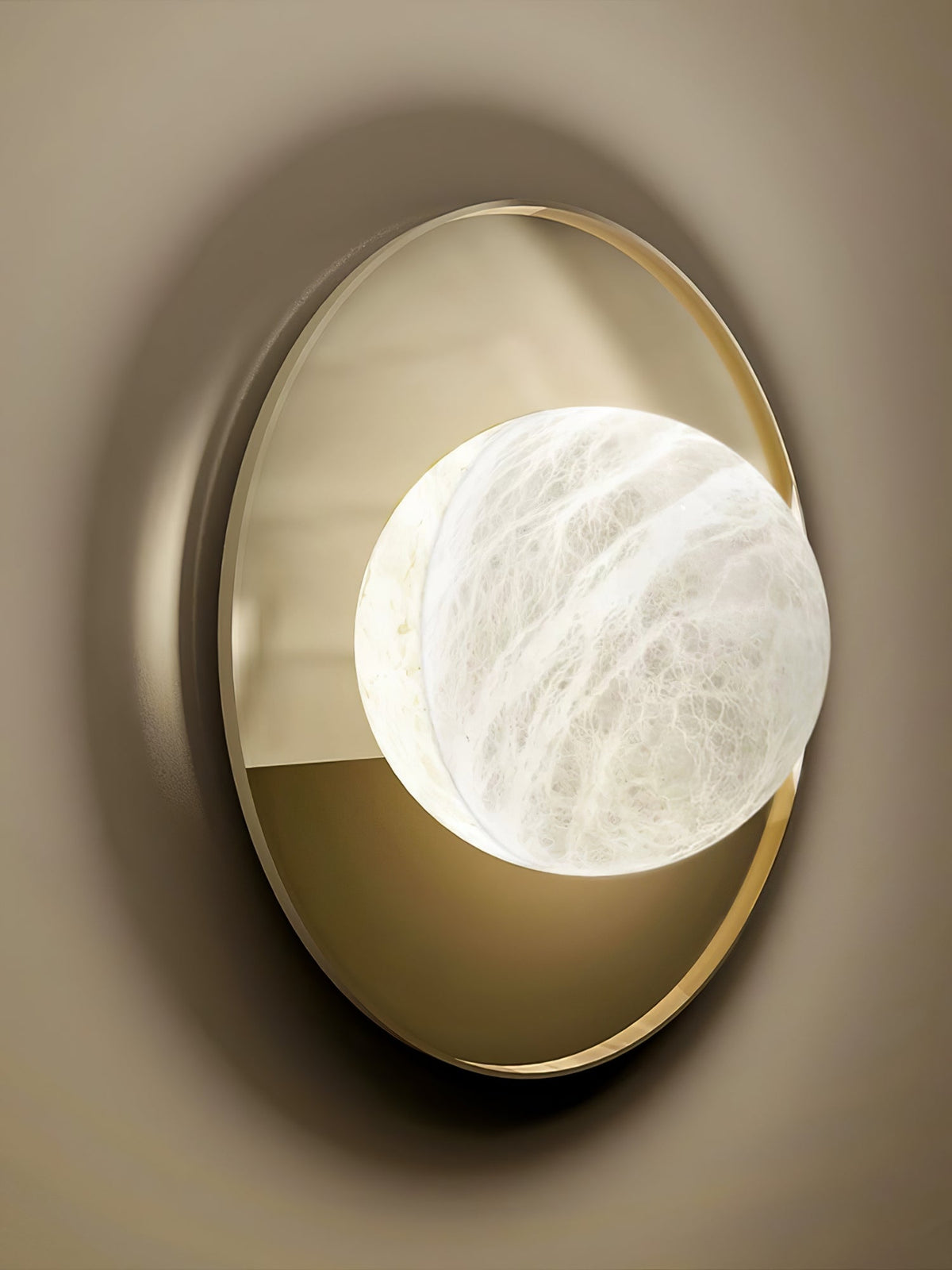 Nivereria zeitgenössische Wandleuchte aus Alabaster