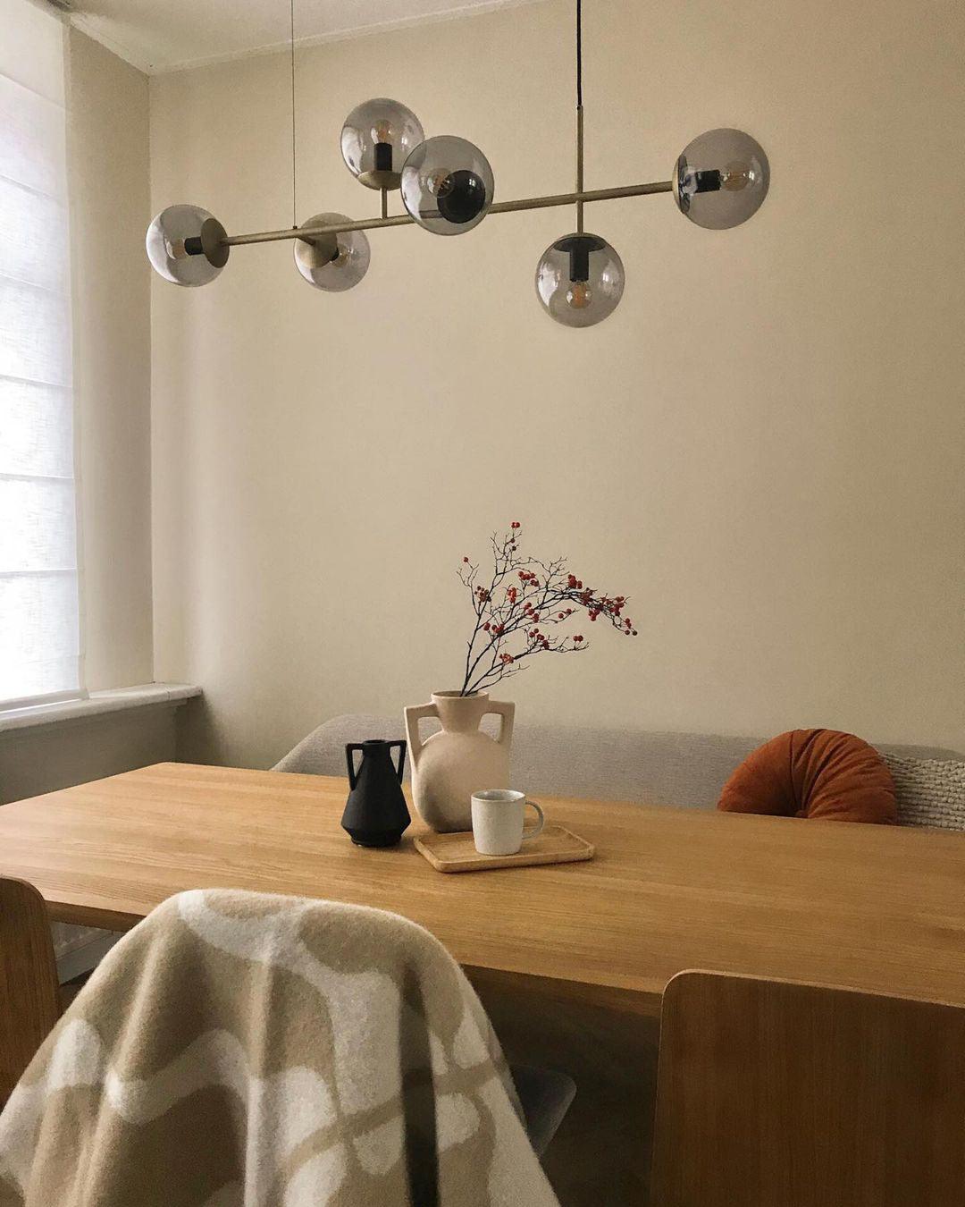 Yorvin Pendelleuchte Orb Messing Glas für Wohnzimmer