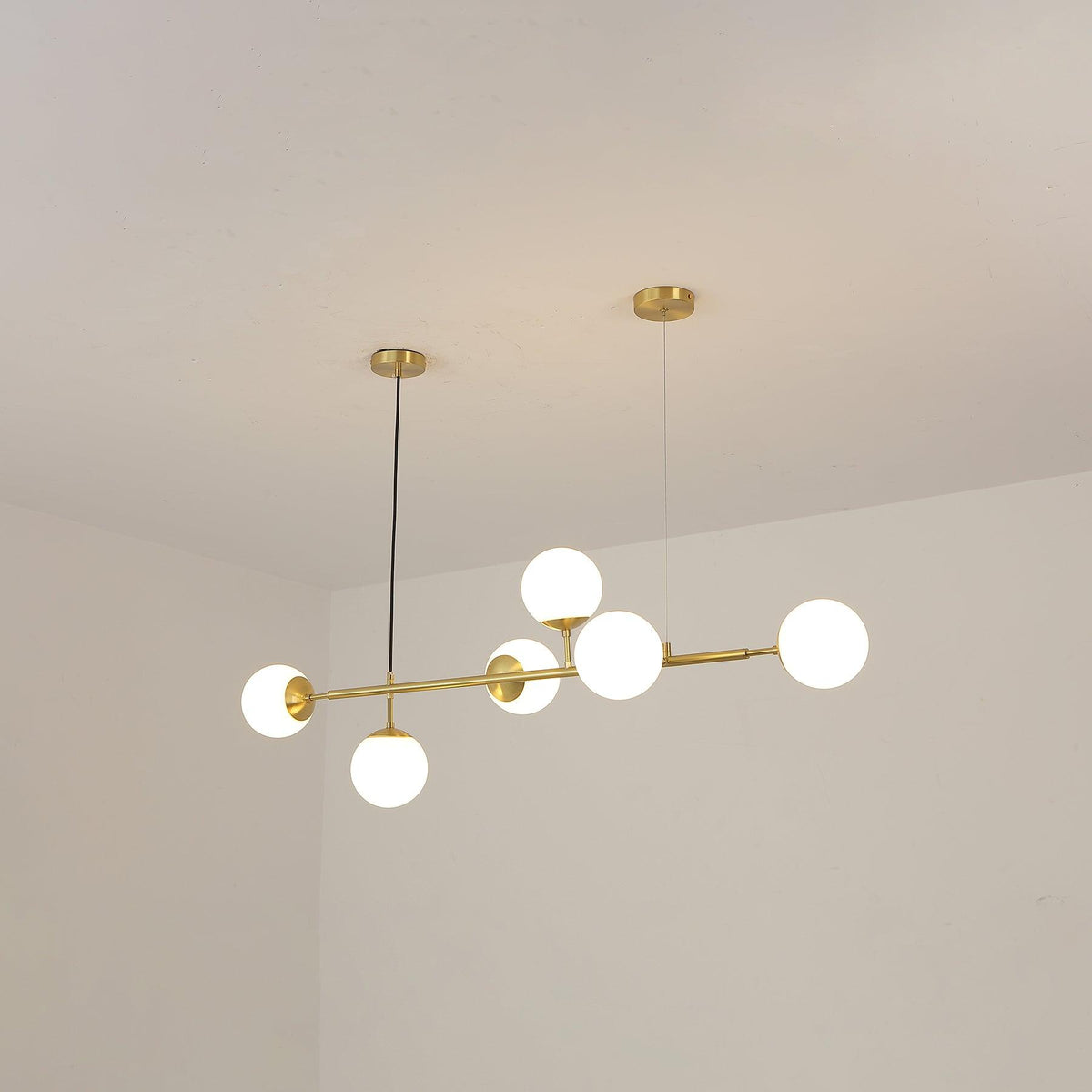 Yorvin Pendelleuchte Orb Messing Glas für Wohnzimmer