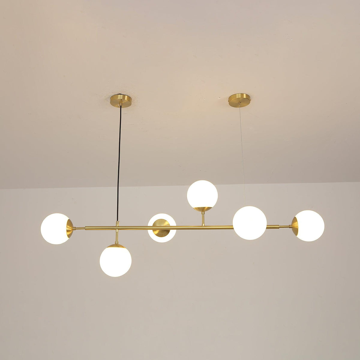 Yorvin Pendelleuchte Orb Messing Glas für Wohnzimmer