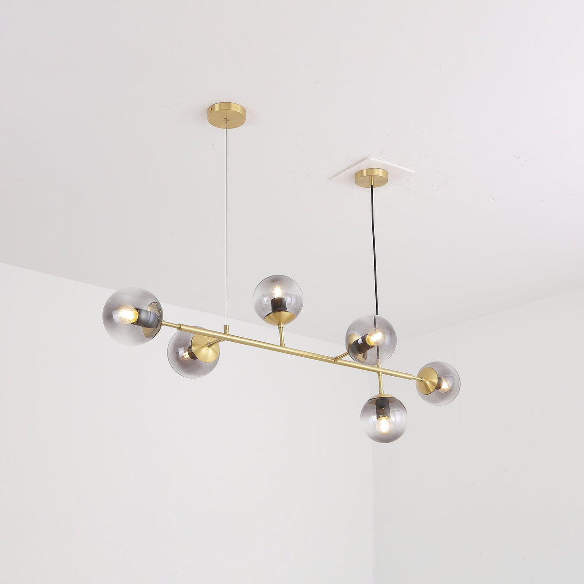 Yorvin Pendelleuchte Orb Messing Glas für Wohnzimmer