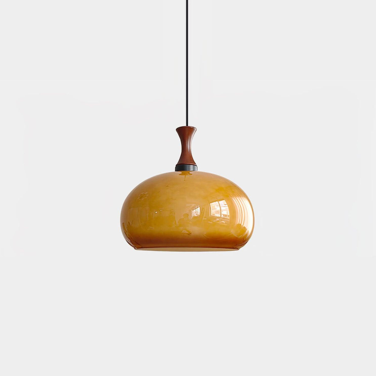 Gyls zeitgenössische minimalistische Pendelleuchte aus Holz und Glas