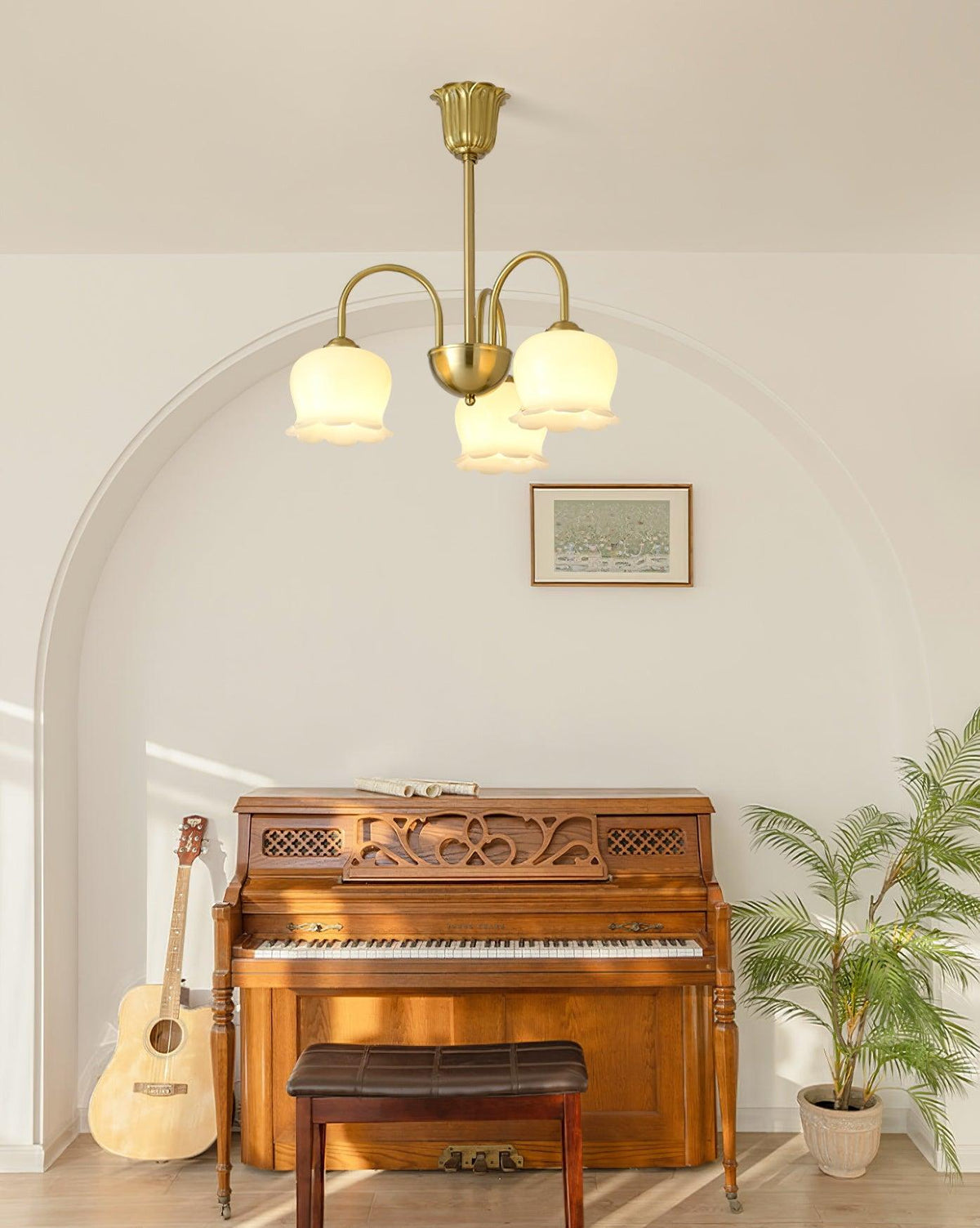 Solenora Kronleuchter Messing Eleganter geschwungener Arm