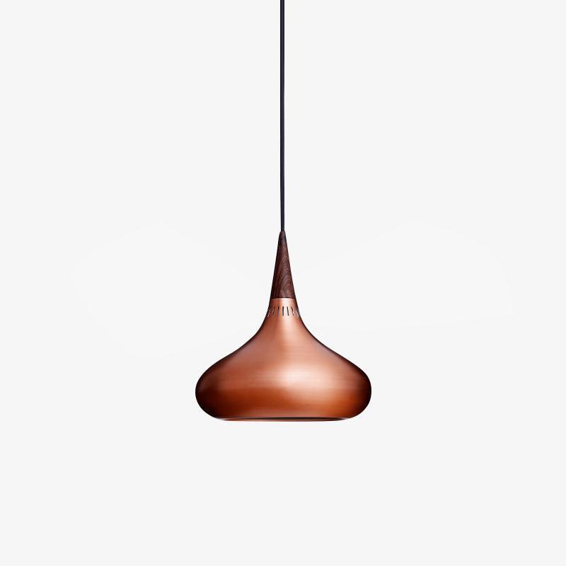 Aelorn Pendelleuchte aus Aluminium und Holz im Industriedesign