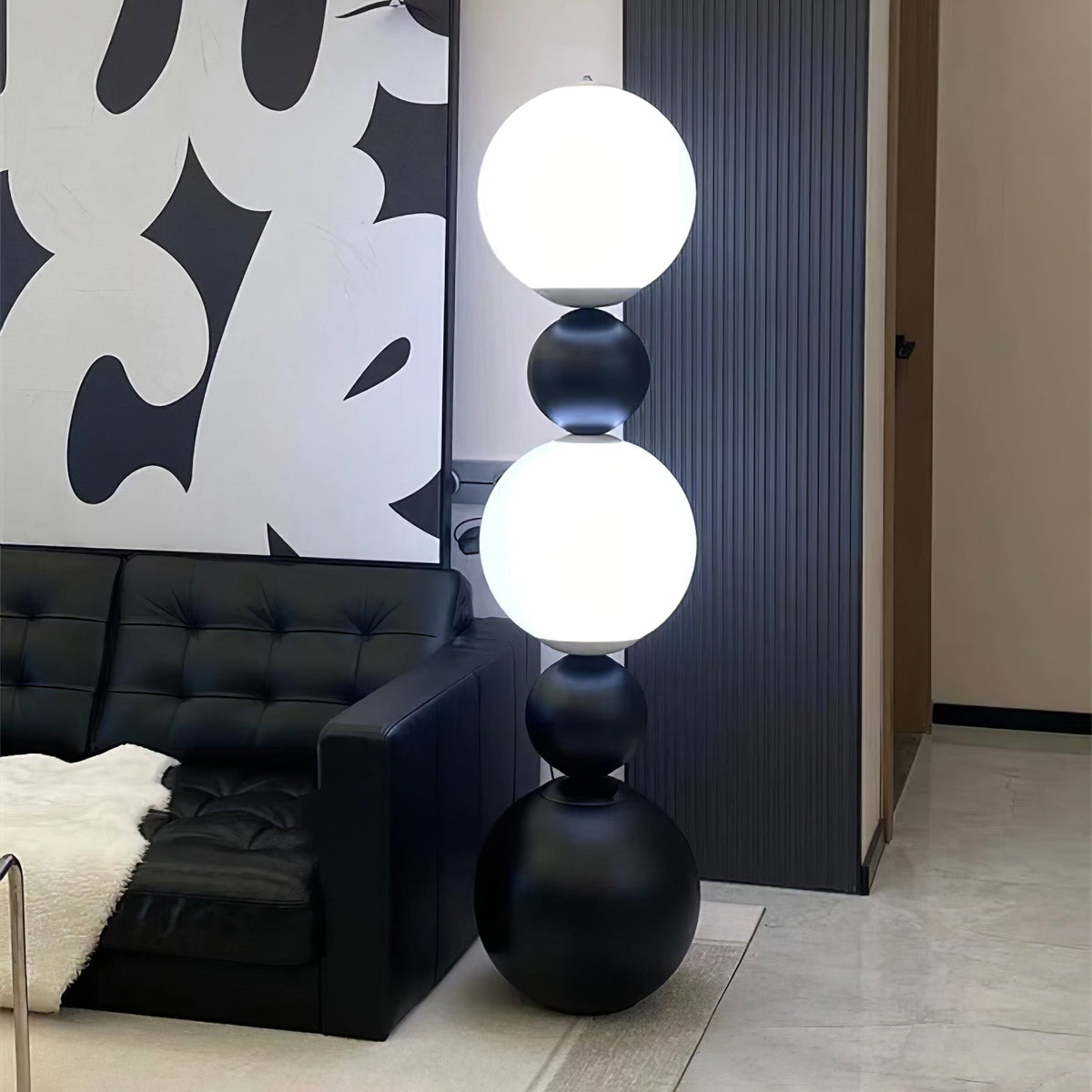 Ervynel Stehleuchte Schwarz Kugelförmig Minimalistisch Wohnzimmer | Cielum